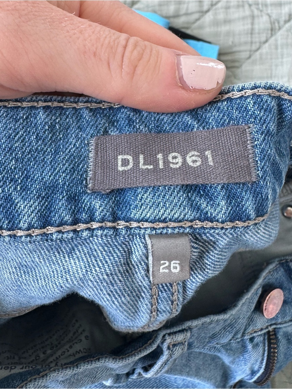 DL1961 Hepburn wide leg jeans Distressed Hem - Picture 9 of 11